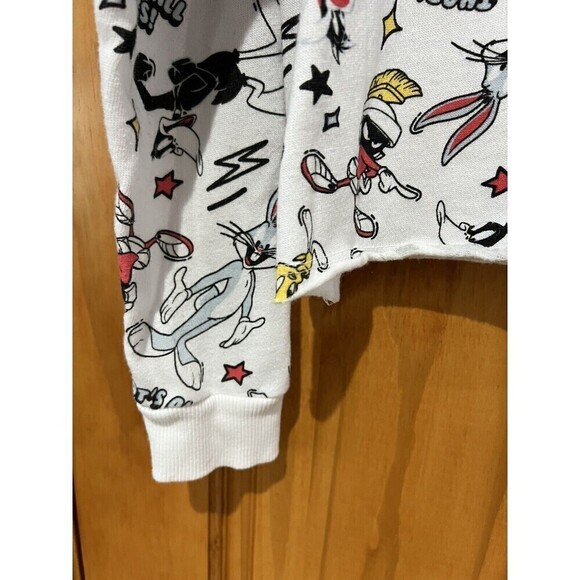 Looney Tunes Juniors Cropped Hoodie Sweatshirt Size XL Taz Tweety Bugs Bunny - Picture 2 of 7
